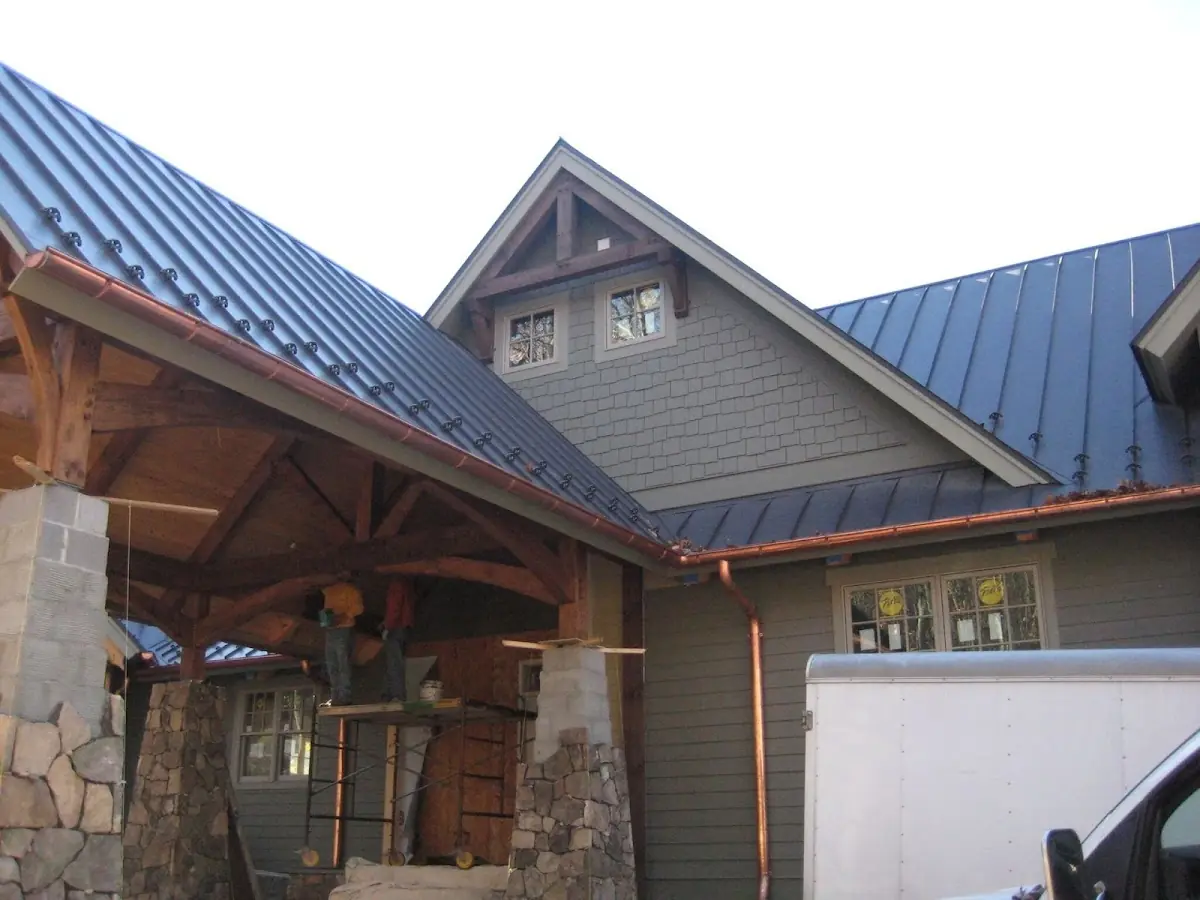 Craftsman Roofing team delivering quality roofing work in Guthrie